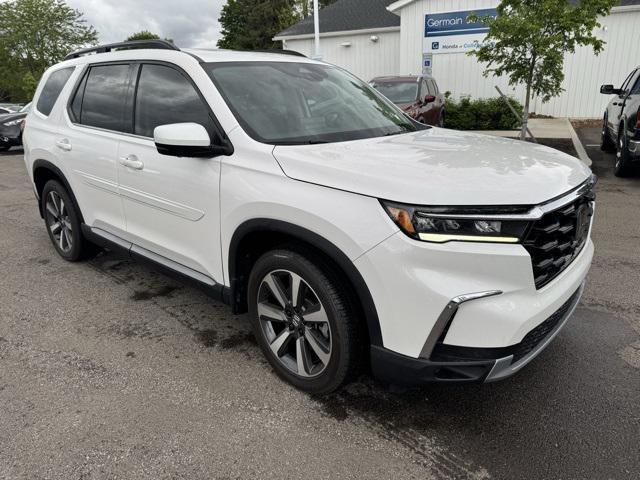 used 2023 Honda Pilot car, priced at $48,400