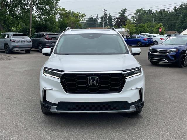 used 2023 Honda Pilot car, priced at $47,365