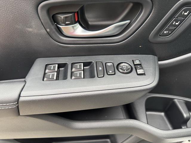 used 2023 Honda Pilot car, priced at $48,400