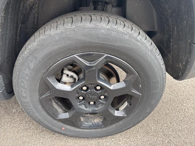 used 2023 Jeep Compass car, priced at $25,451