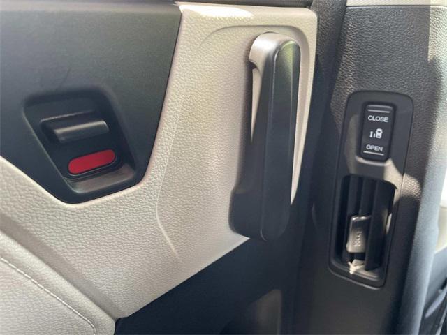new 2025 Honda Odyssey car, priced at $53,085