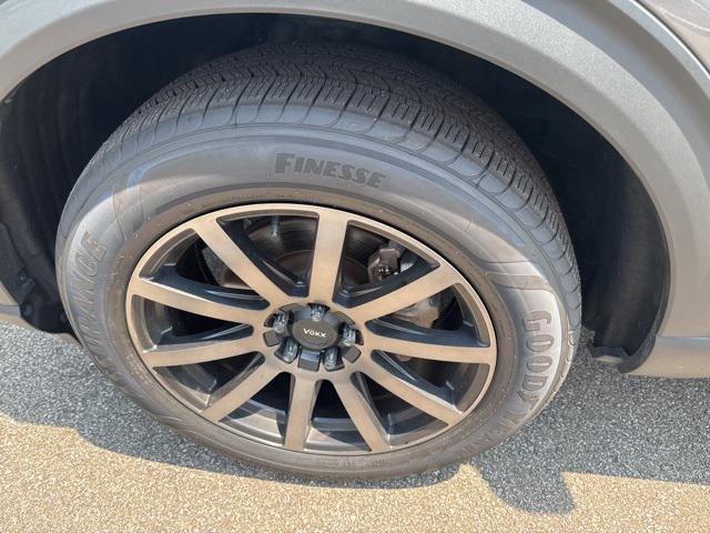 used 2021 Ford Explorer car, priced at $26,412