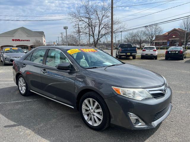 used 2012 Toyota Camry Hybrid car, priced at $10,999