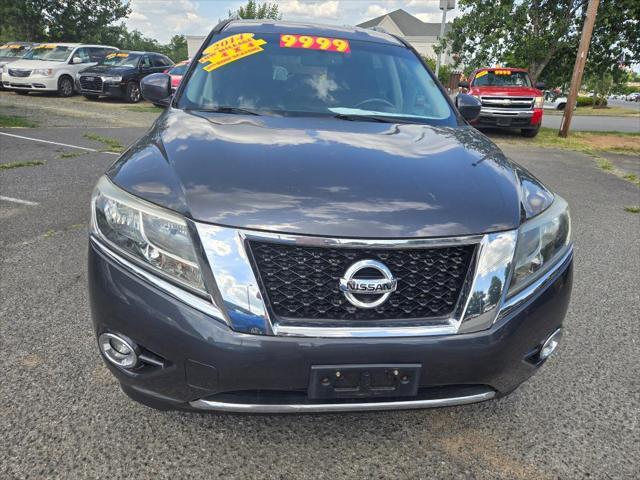 used 2014 Nissan Pathfinder car, priced at $9,999