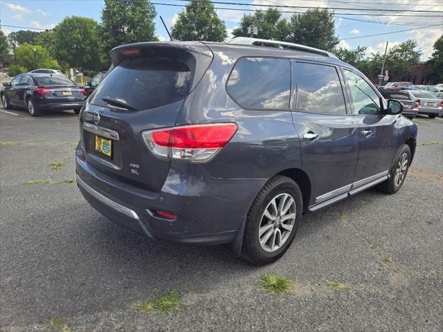 used 2014 Nissan Pathfinder car, priced at $9,999