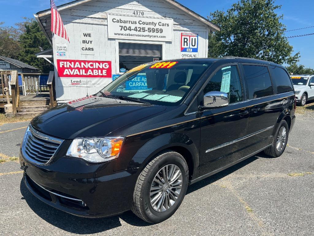 used 2014 Chrysler Town & Country car, priced at $8,899