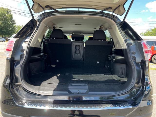 used 2016 Nissan Rogue car, priced at $9,999