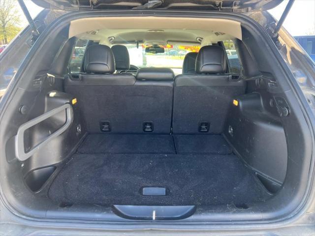 used 2016 Jeep Cherokee car, priced at $9,999