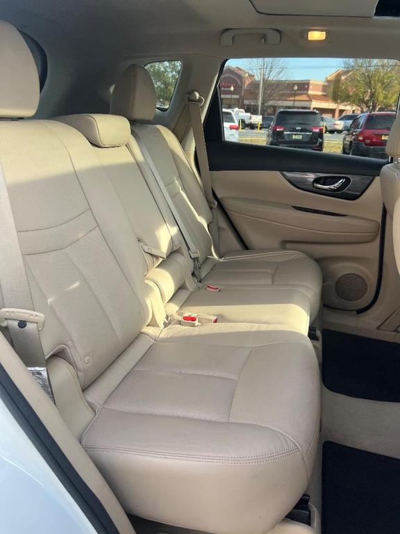 used 2015 Nissan Rogue car, priced at $9,399