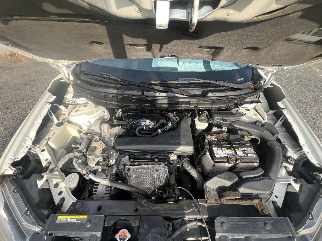 used 2015 Nissan Rogue car, priced at $9,399