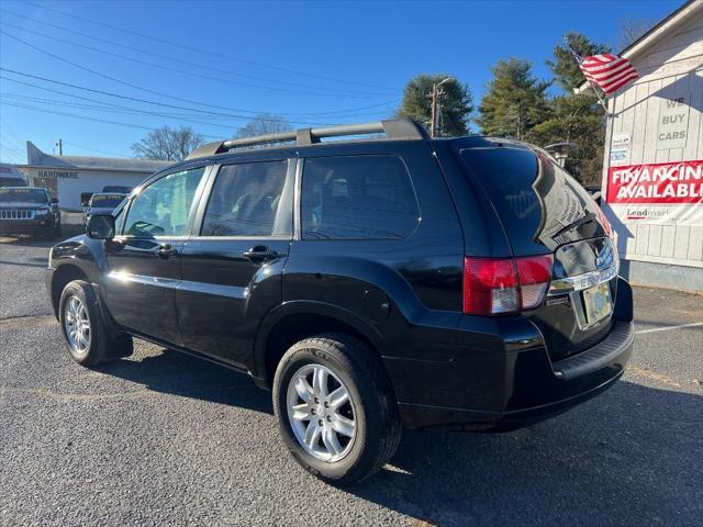 used 2011 Mitsubishi Endeavor car, priced at $5,599