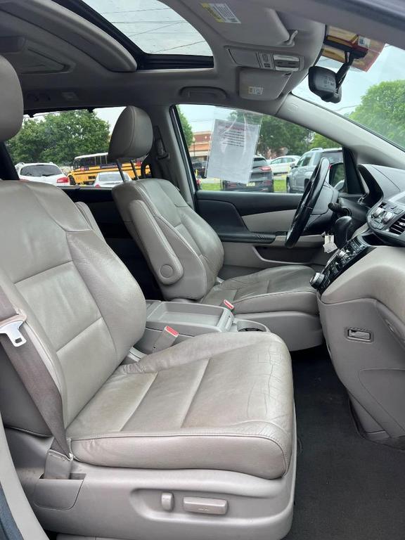 used 2013 Honda Odyssey car, priced at $7,999