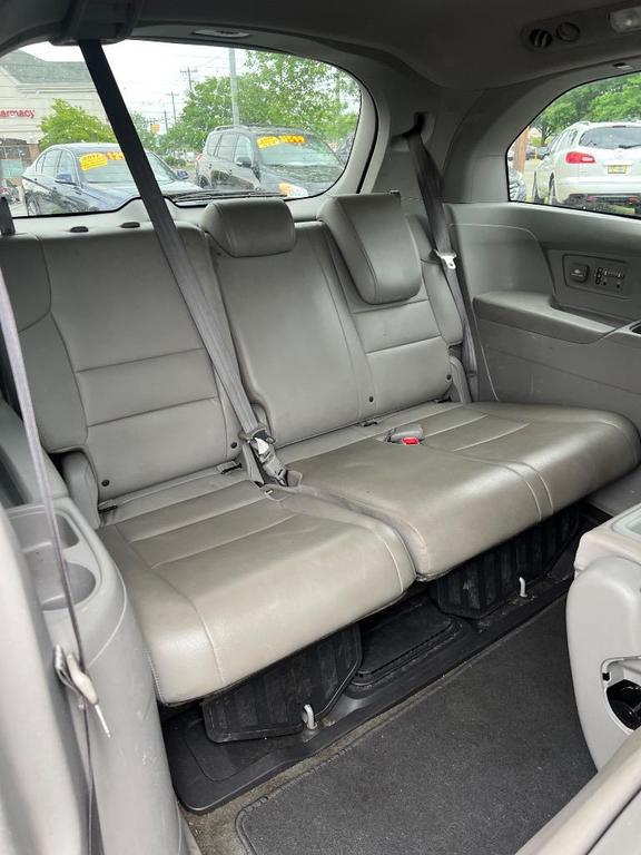 used 2013 Honda Odyssey car, priced at $7,999