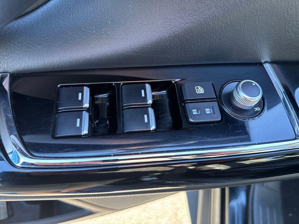 used 2023 Mazda CX-9 car, priced at $24,206