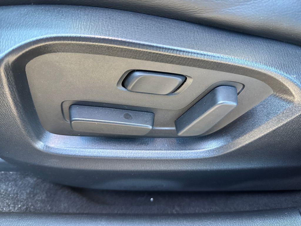 used 2023 Mazda CX-9 car, priced at $24,206