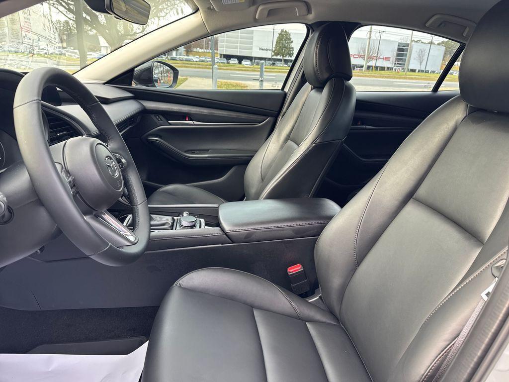 new 2025 Mazda Mazda3 car