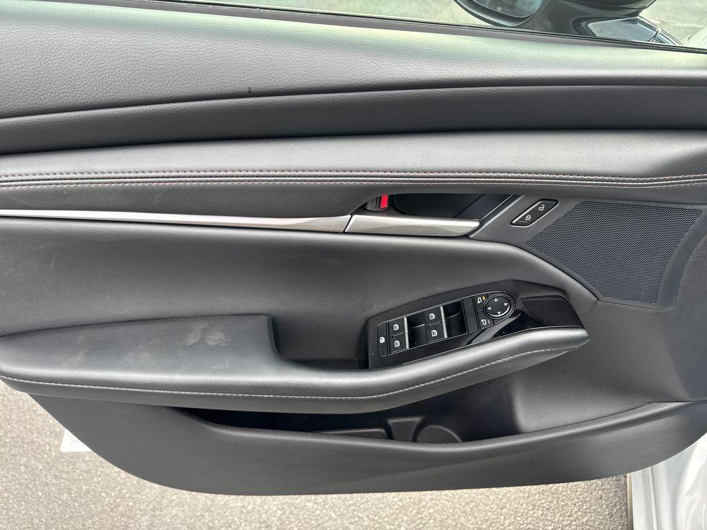 new 2025 Mazda Mazda3 car