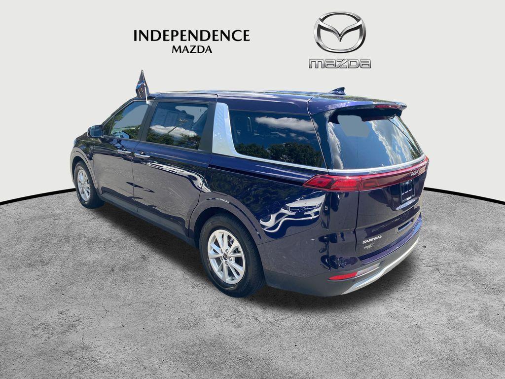 used 2023 Kia Carnival car, priced at $28,830