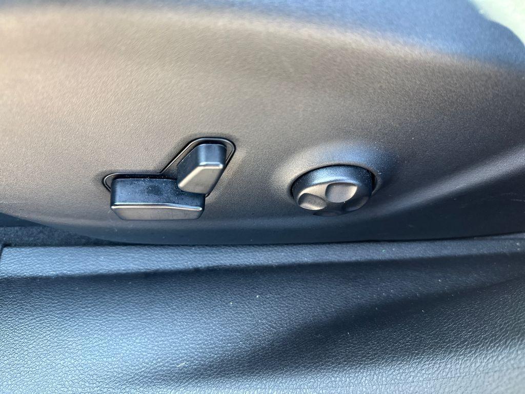 used 2019 Jeep Cherokee car, priced at $19,360