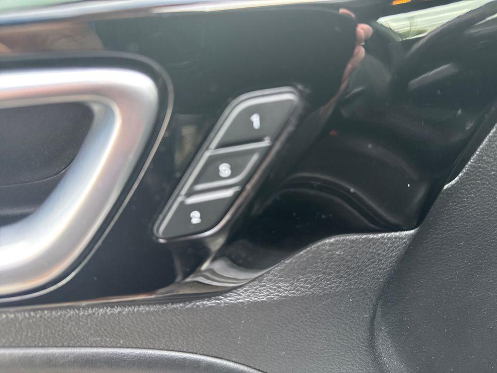 used 2022 Jeep Compass car, priced at $19,994