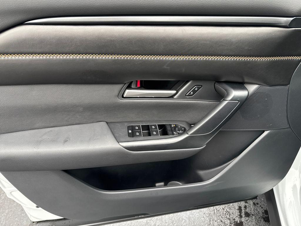 new 2025 Mazda CX-50 Hybrid car