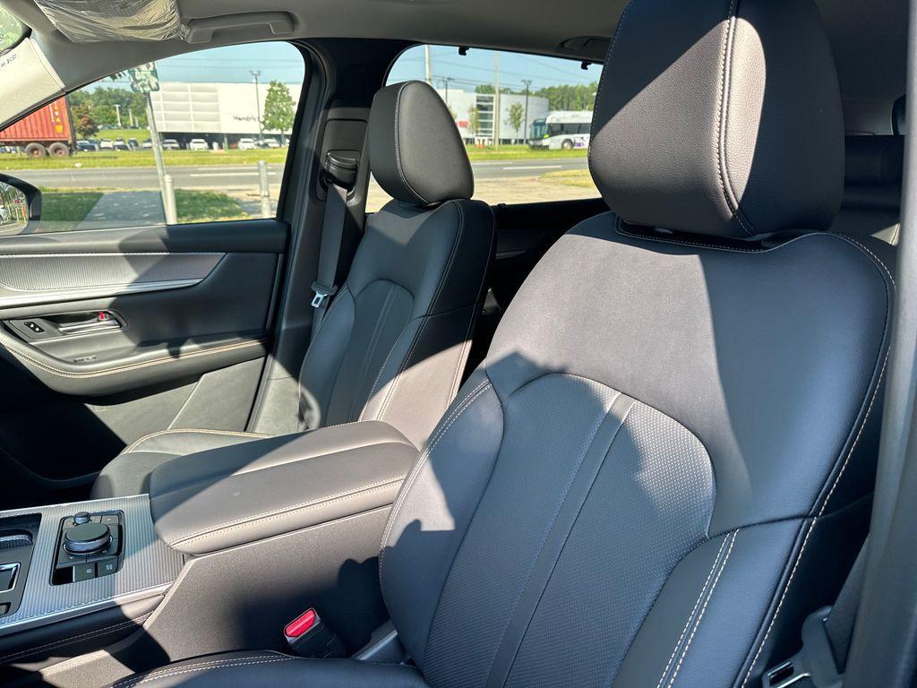 new 2025 Mazda CX-90 car, priced at $43,325