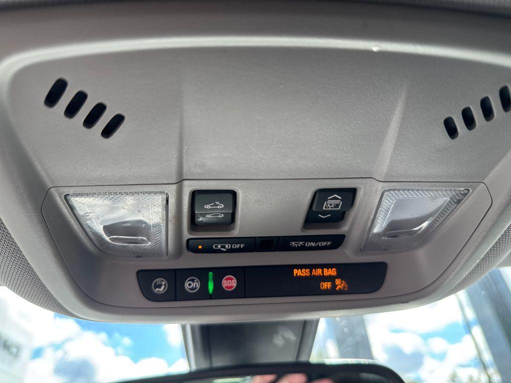 used 2020 Chevrolet Malibu car, priced at $14,884