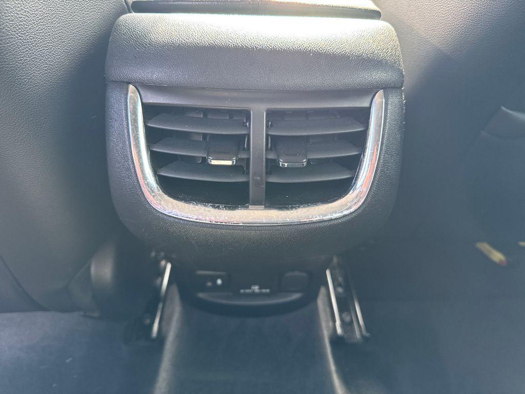 used 2020 Chevrolet Malibu car, priced at $14,884