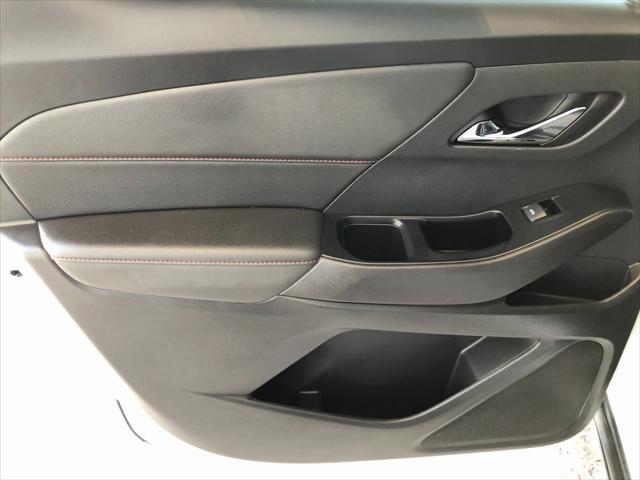 used 2023 Chevrolet Traverse car, priced at $40,381