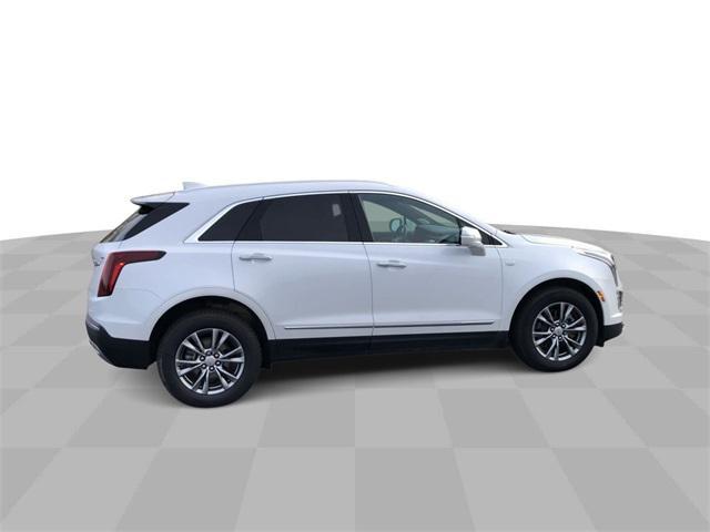 used 2023 Cadillac XT5 car, priced at $31,413