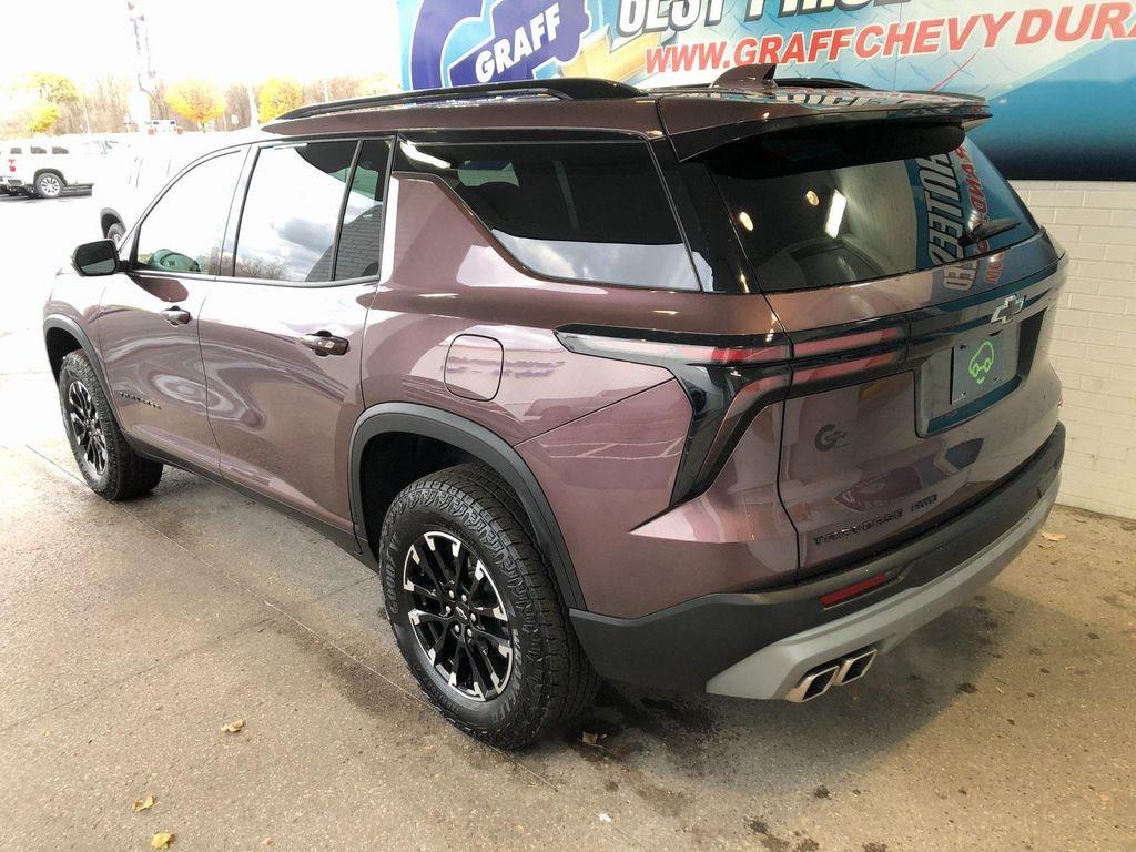 used 2024 Chevrolet Traverse car, priced at $42,782