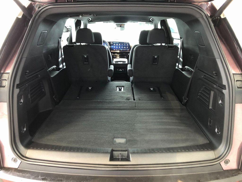 used 2024 Chevrolet Traverse car, priced at $42,782