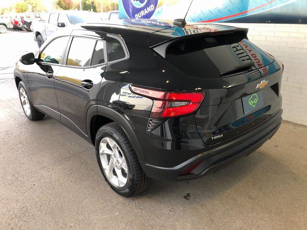 used 2024 Chevrolet Trax car, priced at $20,401