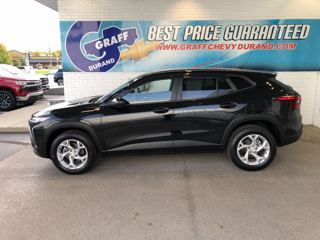 used 2024 Chevrolet Trax car, priced at $20,401