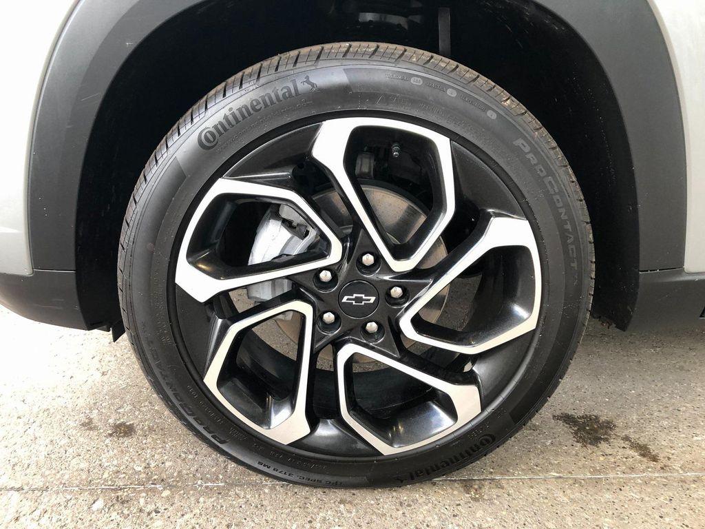 used 2024 Chevrolet Trax car, priced at $21,806