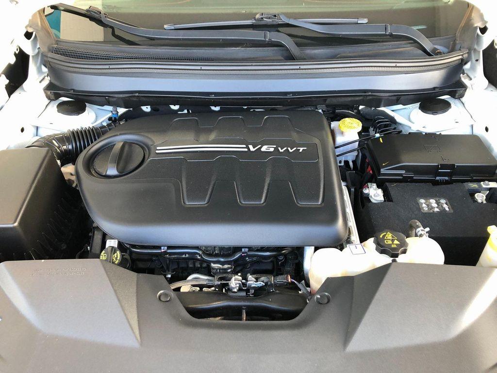 used 2019 Jeep Cherokee car, priced at $15,916