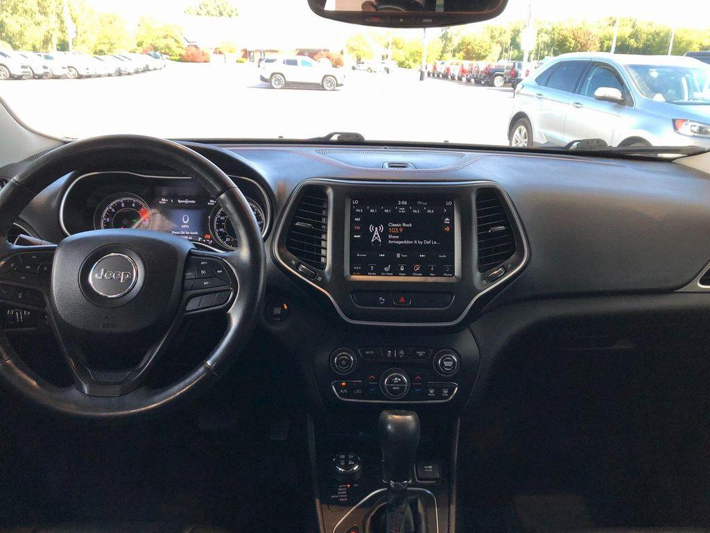 used 2019 Jeep Cherokee car, priced at $15,916