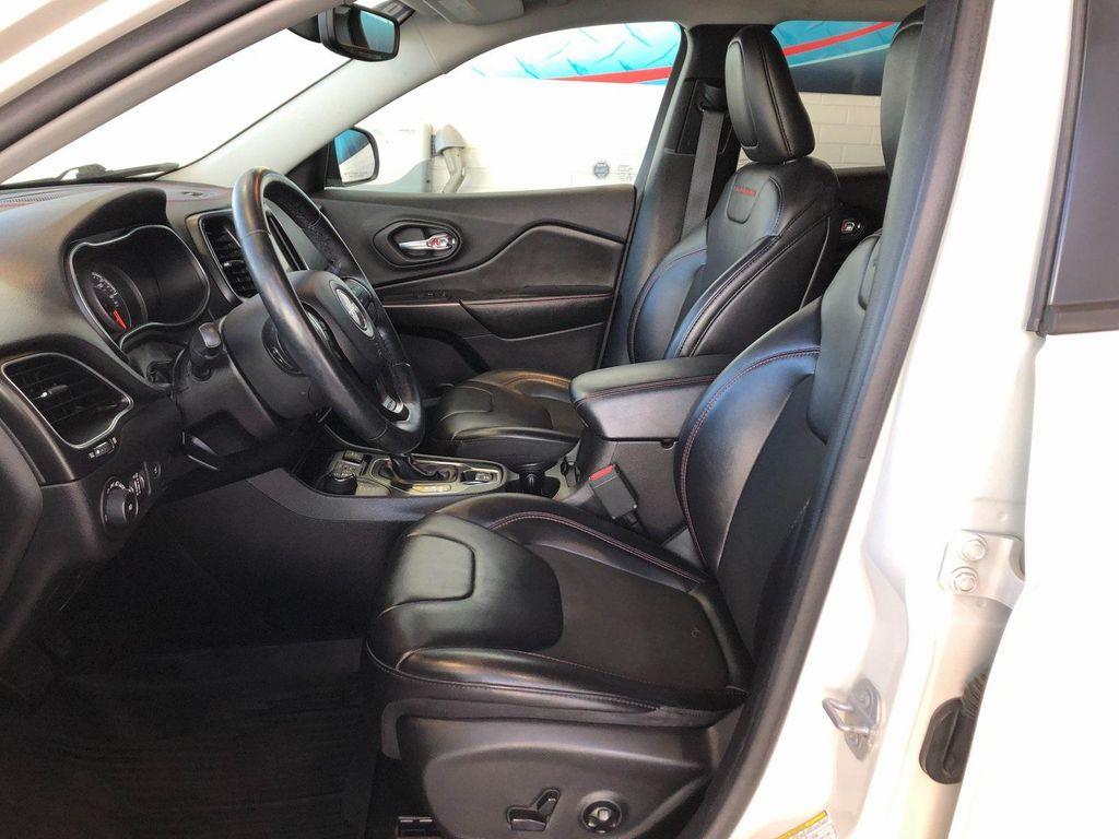 used 2019 Jeep Cherokee car, priced at $15,916
