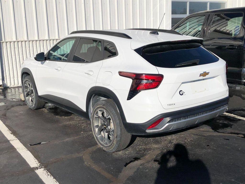 used 2024 Chevrolet Trax car, priced at $19,711