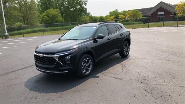 used 2025 Chevrolet Trax car, priced at $24,411