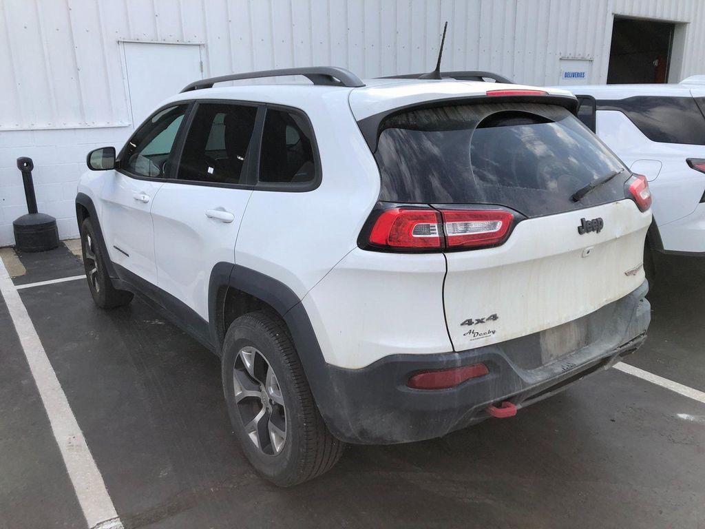used 2017 Jeep Cherokee car