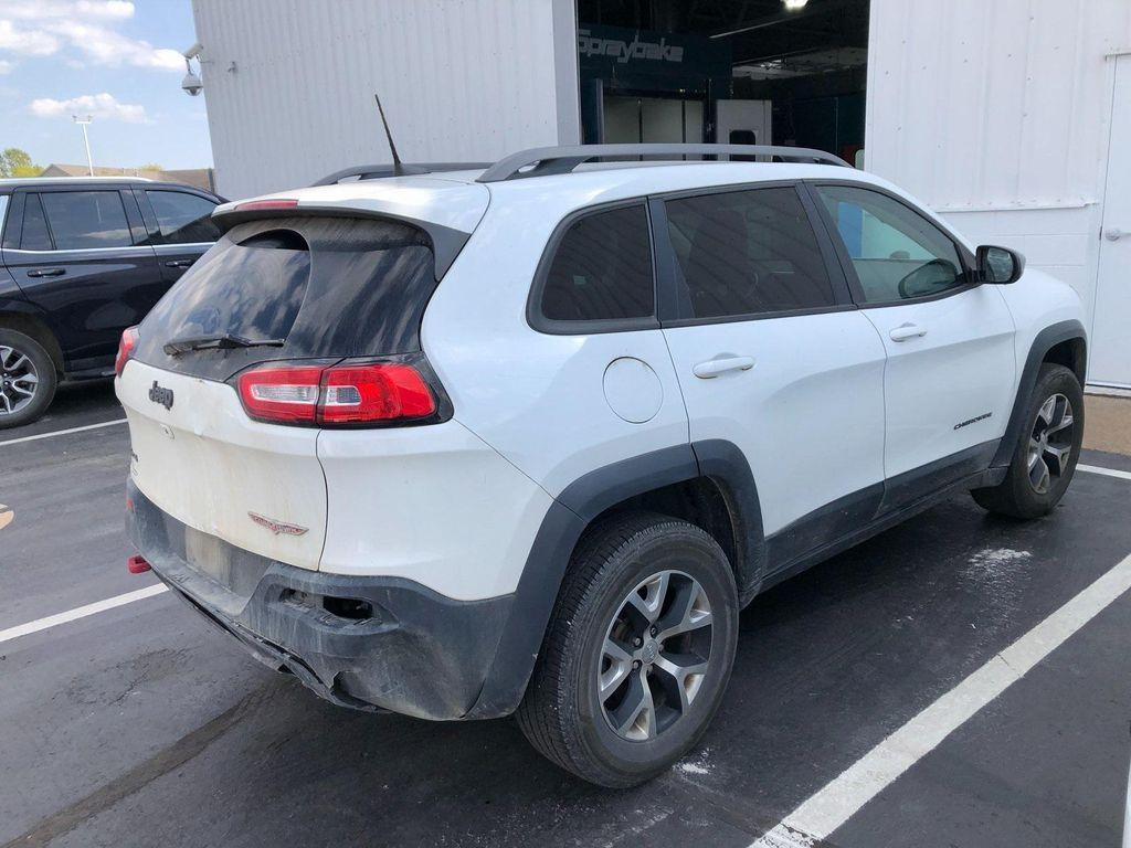 used 2017 Jeep Cherokee car