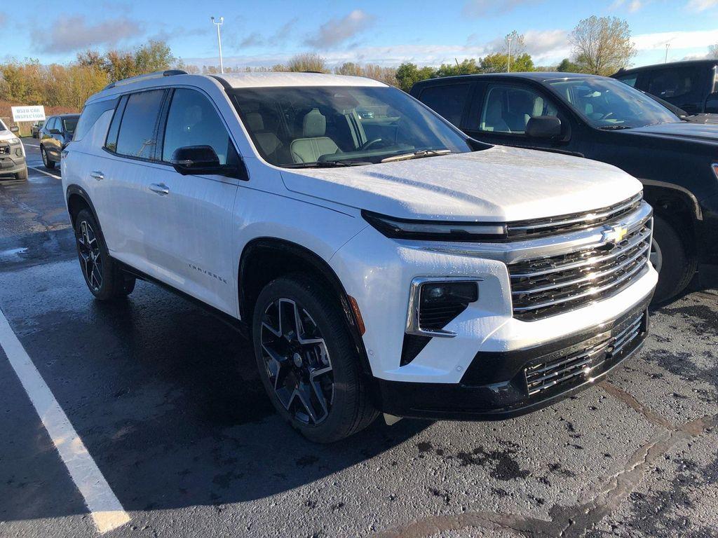 used 2025 Chevrolet Traverse car, priced at $53,907