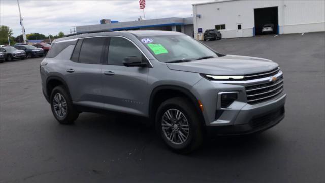 used 2024 Chevrolet Traverse car, priced at $40,599