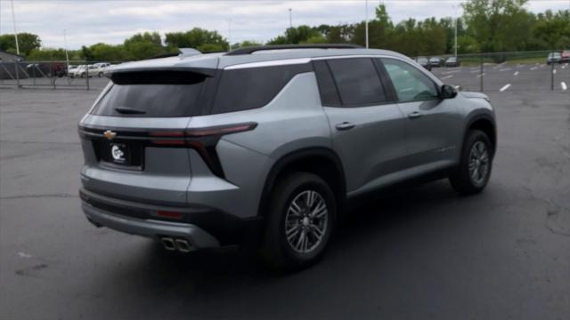 used 2024 Chevrolet Traverse car, priced at $40,599