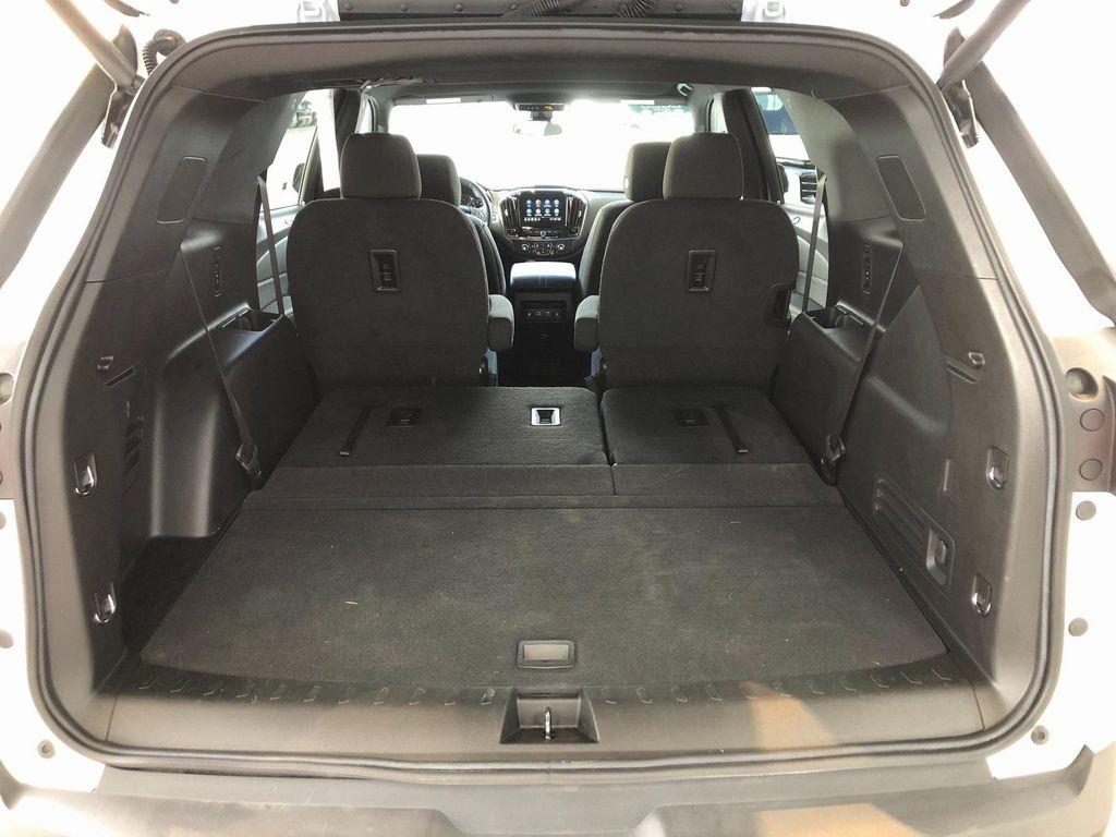used 2023 Chevrolet Traverse car, priced at $30,240