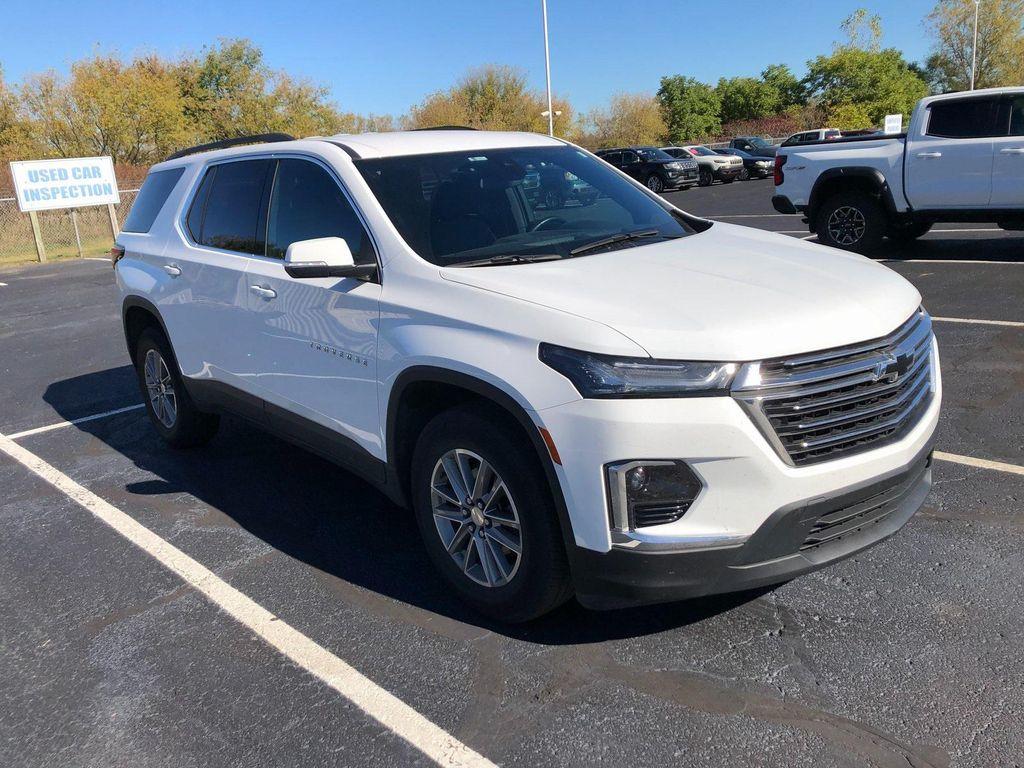 used 2023 Chevrolet Traverse car