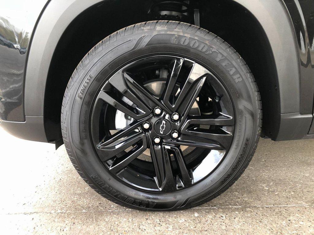 used 2024 Chevrolet Trax car, priced at $24,299