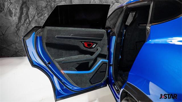 used 2023 Lamborghini Urus car, priced at $299,981