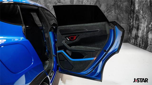 used 2023 Lamborghini Urus car, priced at $299,981